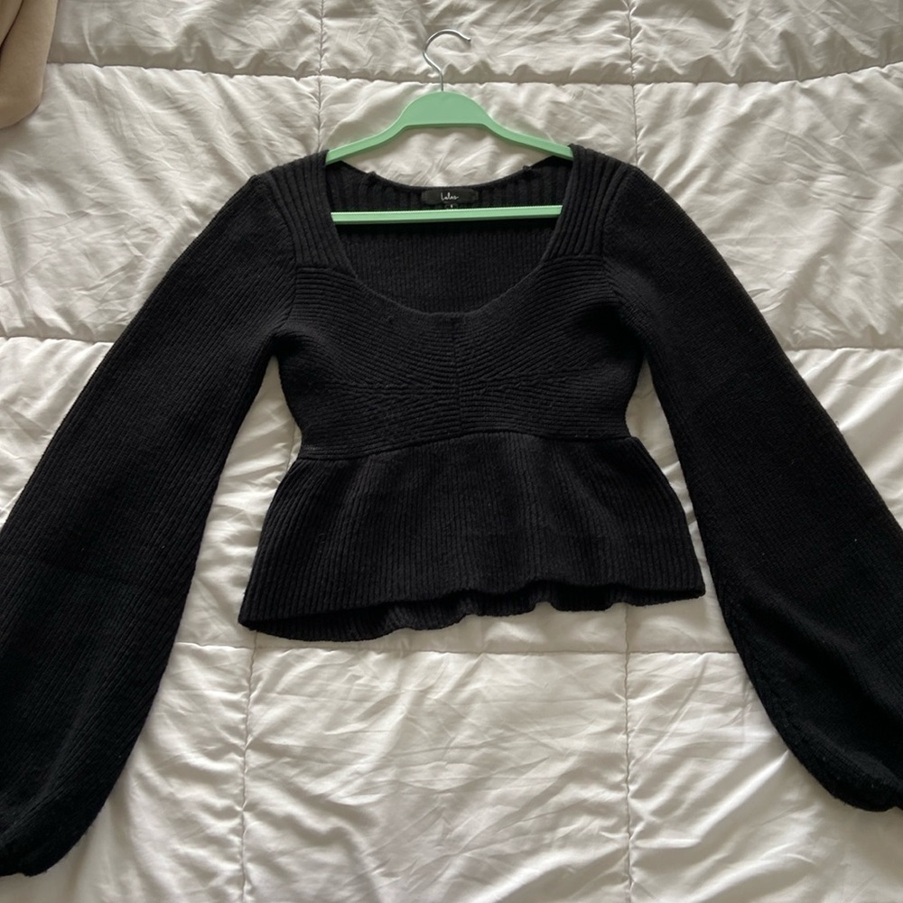 Lulus black peplum long sleeved sweater
